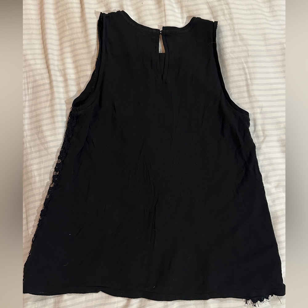 Anne Taylor LOFT - Black Crochet Shell Camisole - XSP - Picture 2 of 4